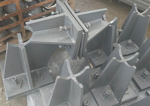 莱芜煤棚网架双向支座